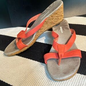 Patagonia Coral Pink Solimar Slip-On Cork Wedges – Women’s Size 10